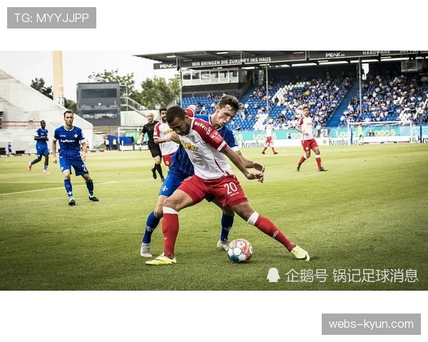 德甲球队定位球战术演变：从简单传中到复杂套路设计